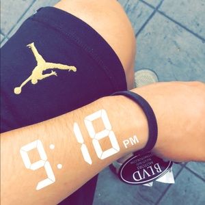 Meet your Posher, Junior